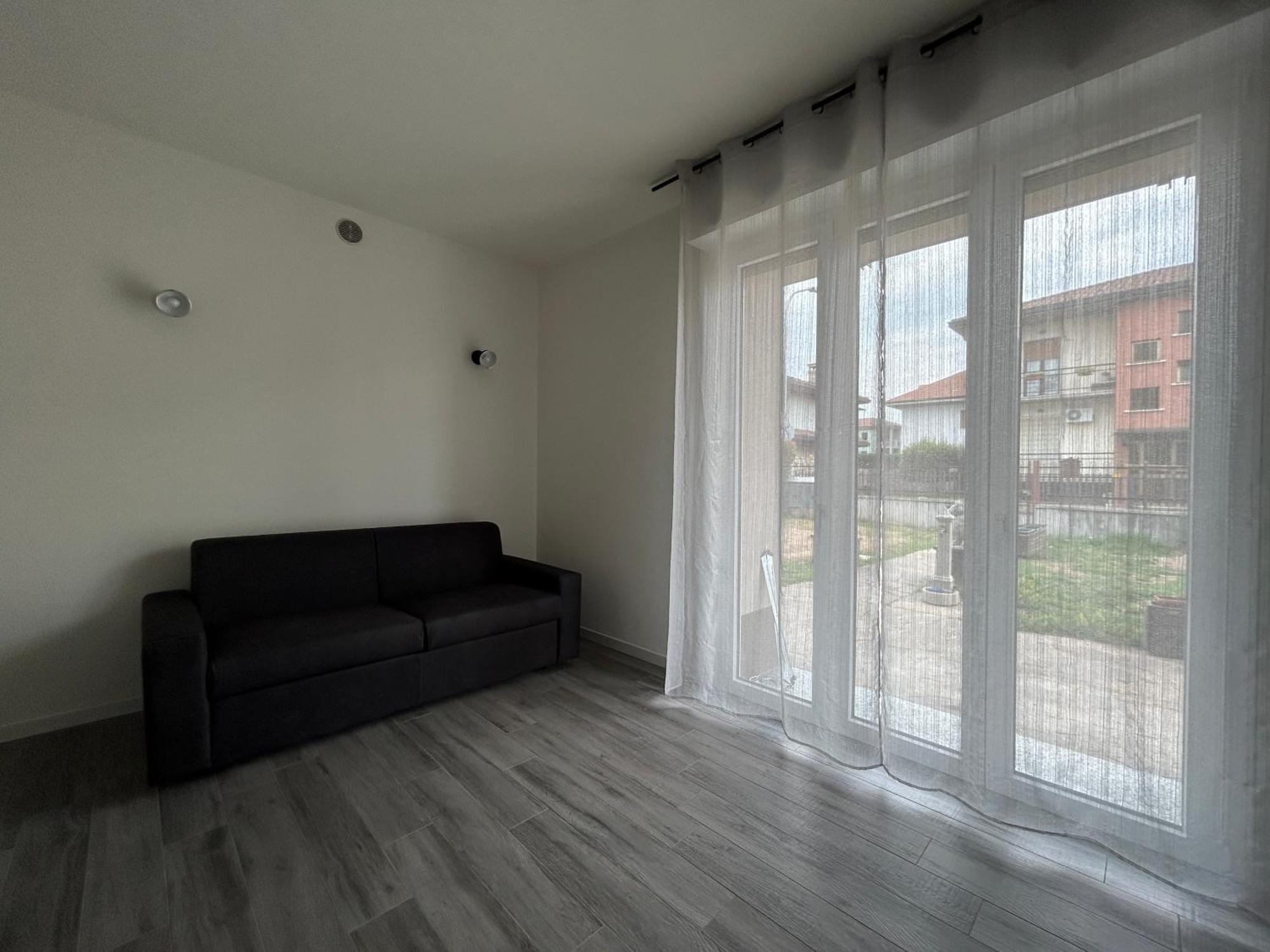 Апартаменты Treviolo - Immobili E Soluzioni Rent Экстерьер фото